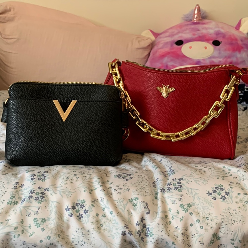Crossbody bags